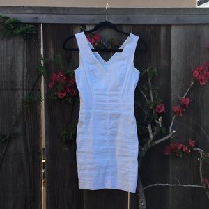 Bebe - Little White V-neckDress